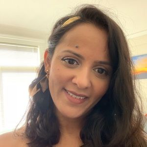 Meet your Posher, Khushbu